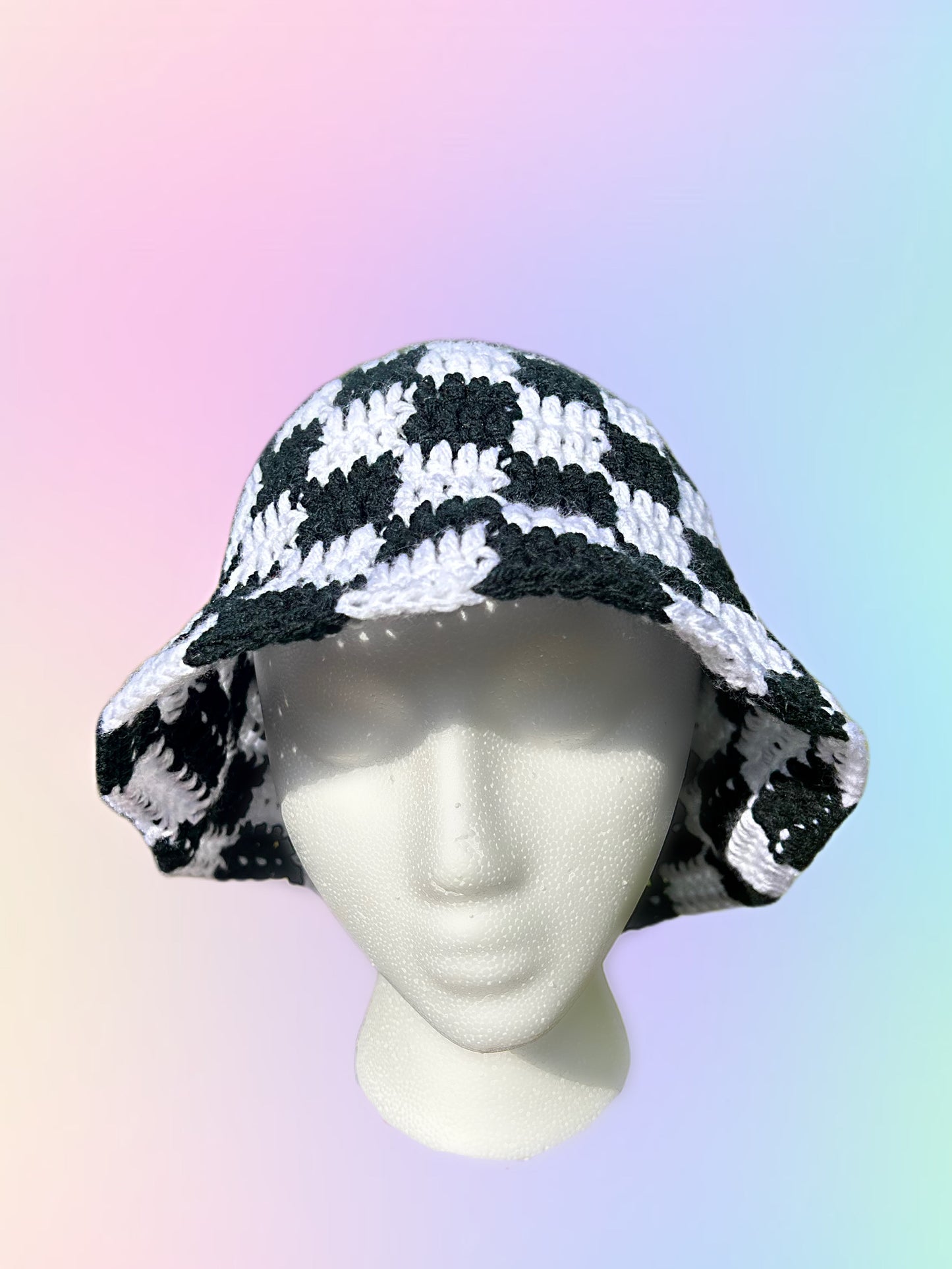 Checkered Bucket Hat 🏁